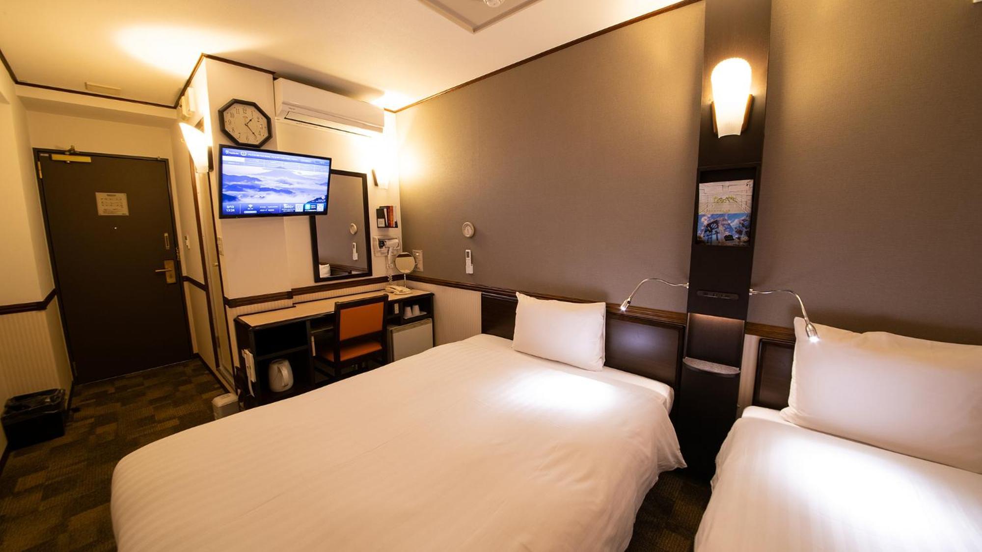 Toyoko Inn Toyama-Eki Shinkansen-Guchi No.2 Room photo